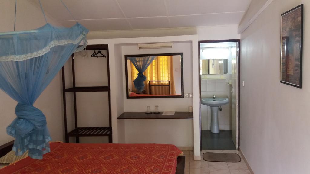 4 Seasons Guesthouse Hikkaduwa Exterior foto